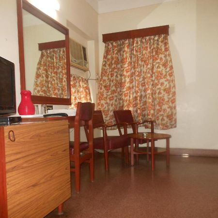 New Woodlands Hotel Chennai Eksteriør billede