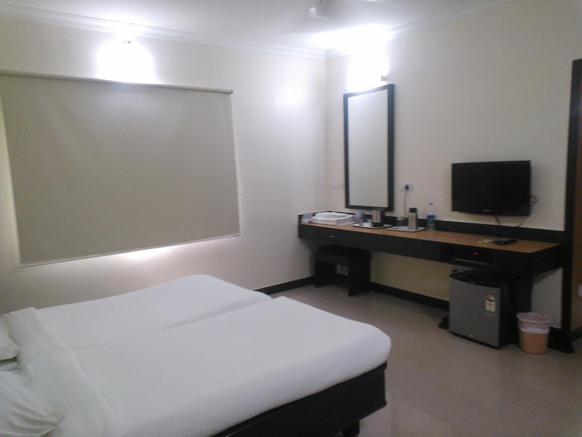 New Woodlands Hotel Chennai Eksteriør billede