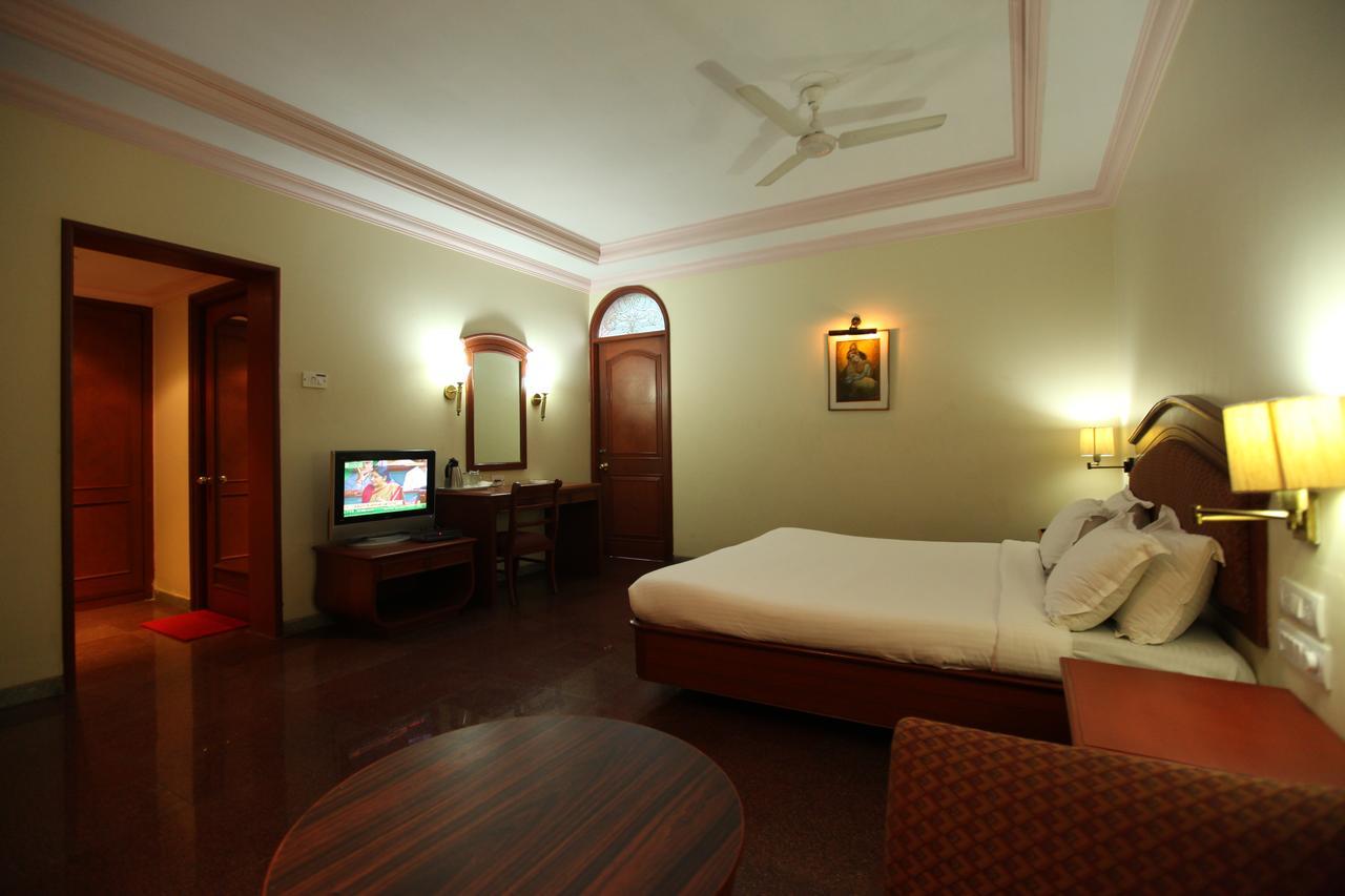 New Woodlands Hotel Chennai Eksteriør billede