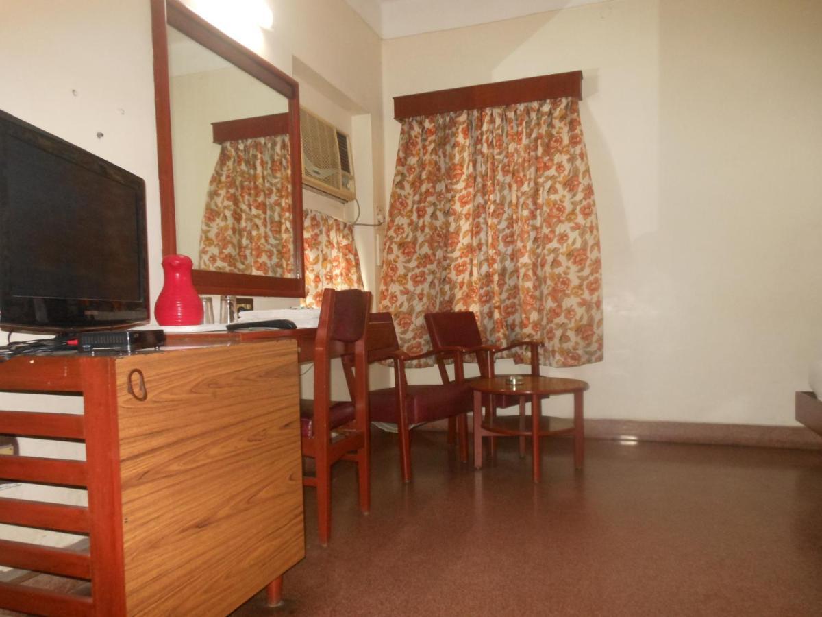 New Woodlands Hotel Chennai Eksteriør billede