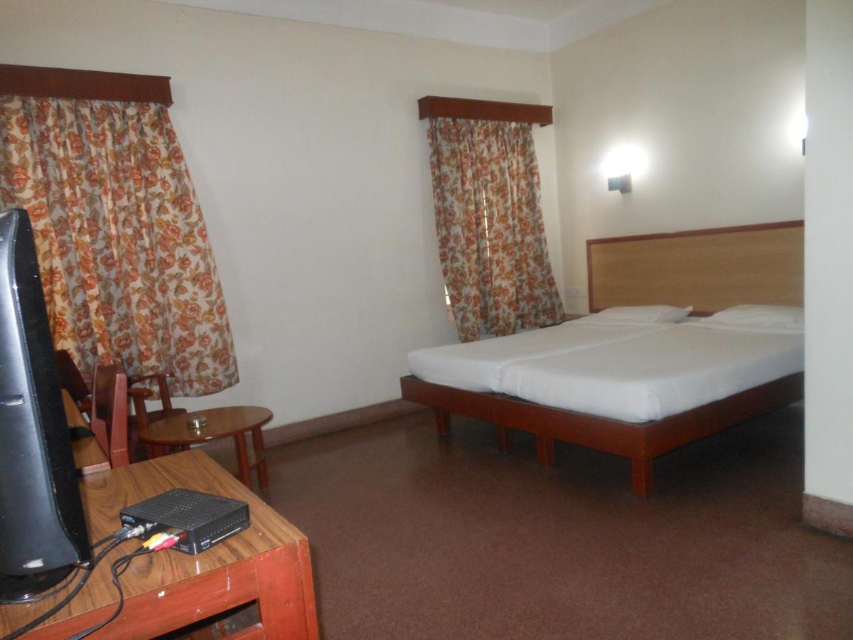 New Woodlands Hotel Chennai Eksteriør billede